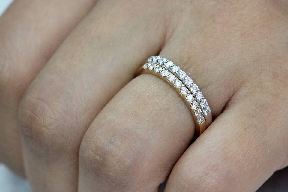 Diamond wedding ring