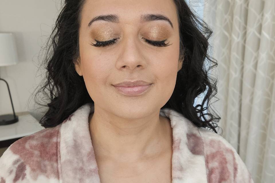 Full face makeup application