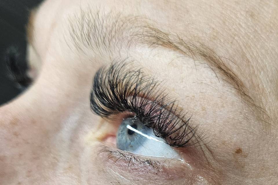 Lash extensions