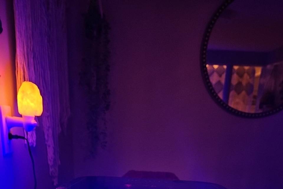 Glow-up Facial with blue-light