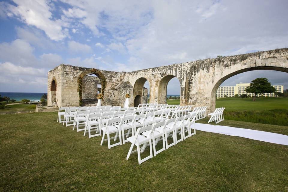 Historic 18th Century Aqueduct