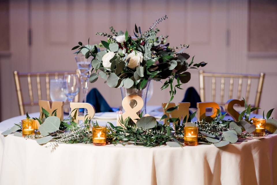 Sweetheart table