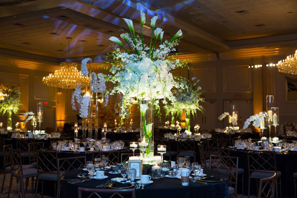 Dramatic centerpieces