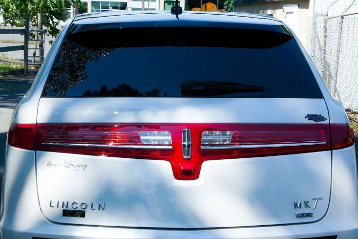 Lincoln MKT Stretch