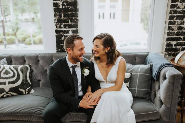 Lifestyle Wedding Photographer