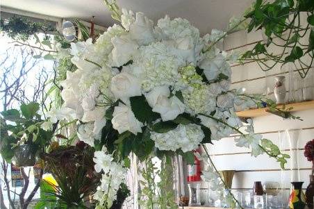 Raised centerpiece