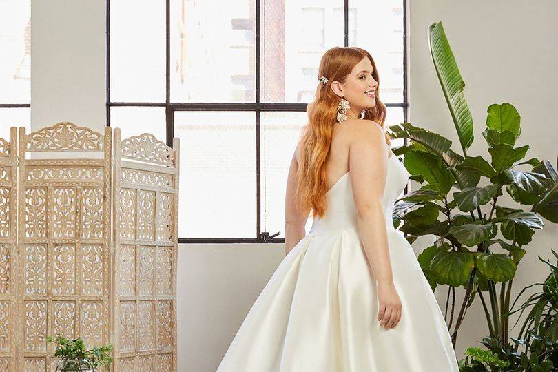 Casablanca bridal dress