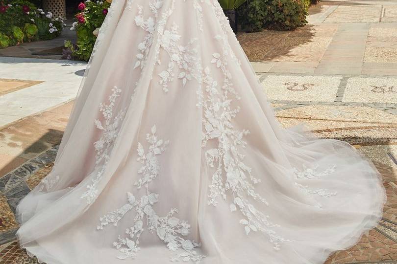 Casablanca bridal dress
