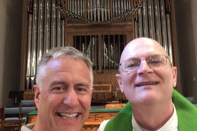 Minnesota Wedding Officiant -