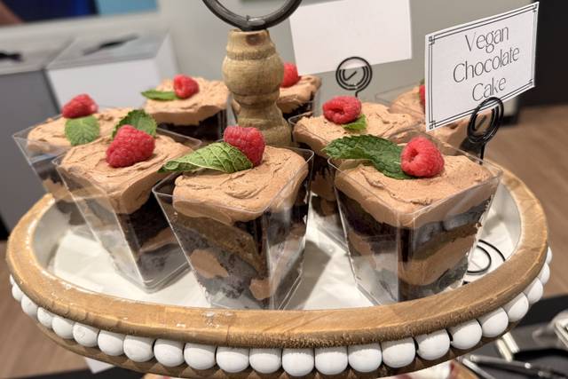 Vegan Chocolate Cake Cups