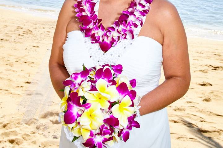 $285 A Hawaii Wedding