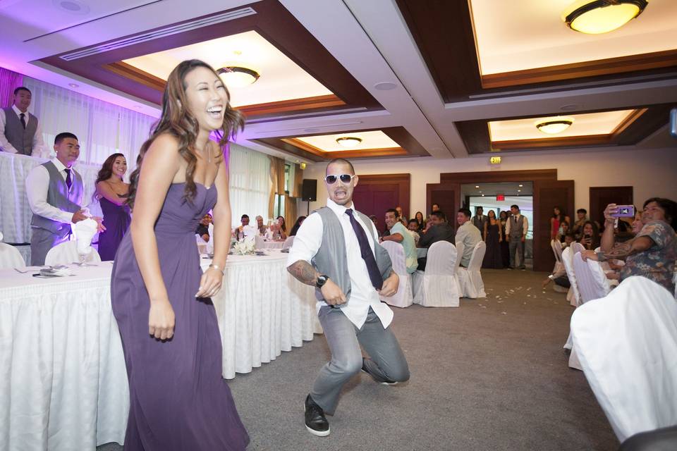 Bridal party droppin some moves for the grand entrance