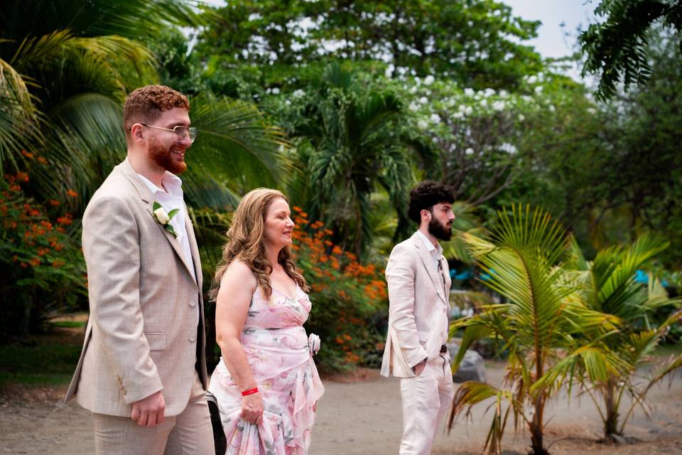 Albert and Priscilla, Guanacas