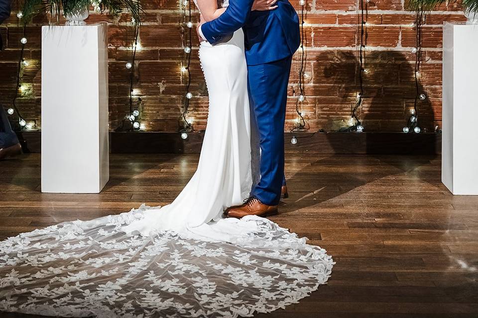 Mr & Mrs