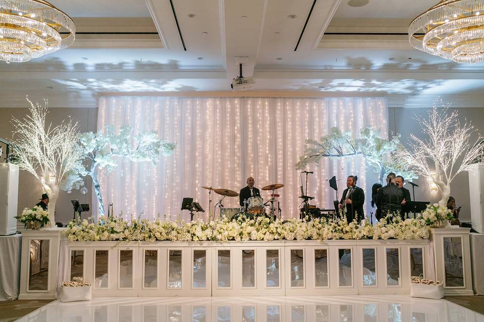 Band With Draping