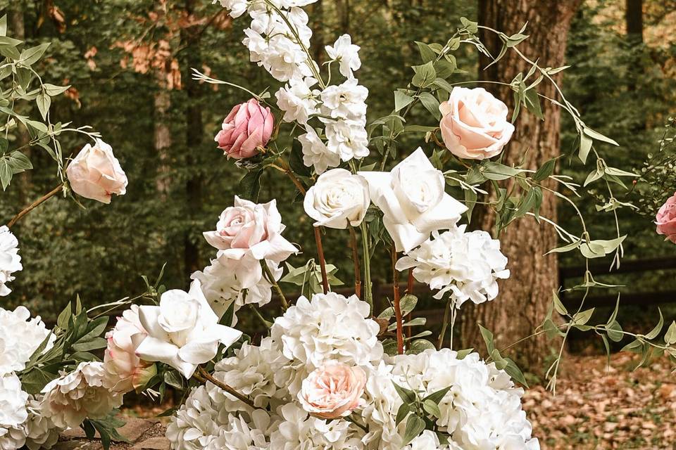 Dreamy Garden Aisle Flowers