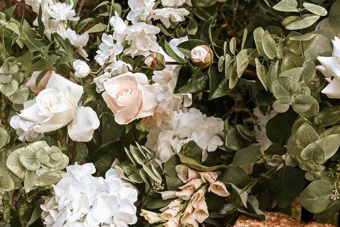 Enchanted Garden Aisle Flowers