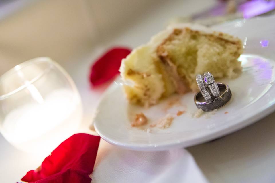 Wedding Cake & Rings