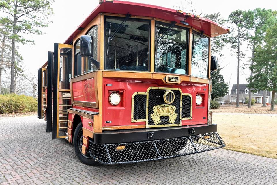 26 Passenger Modern Trolley