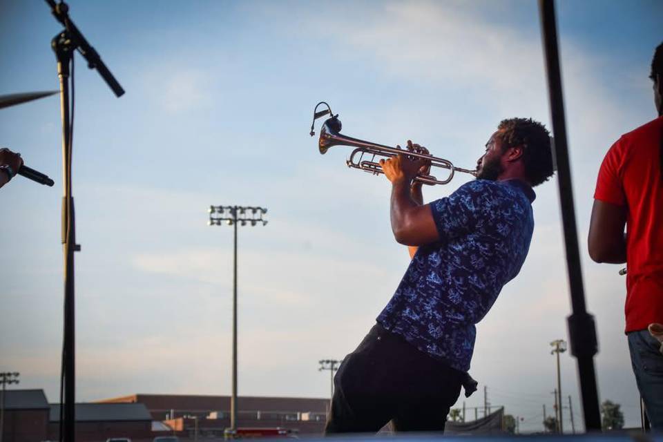 Live Horn Section