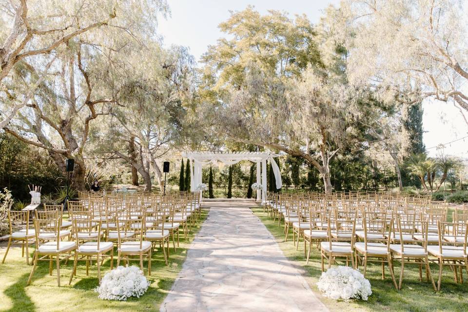 Garden court ceremony