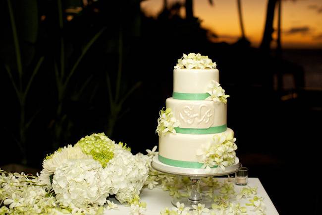 Cake Fanatics in Maui