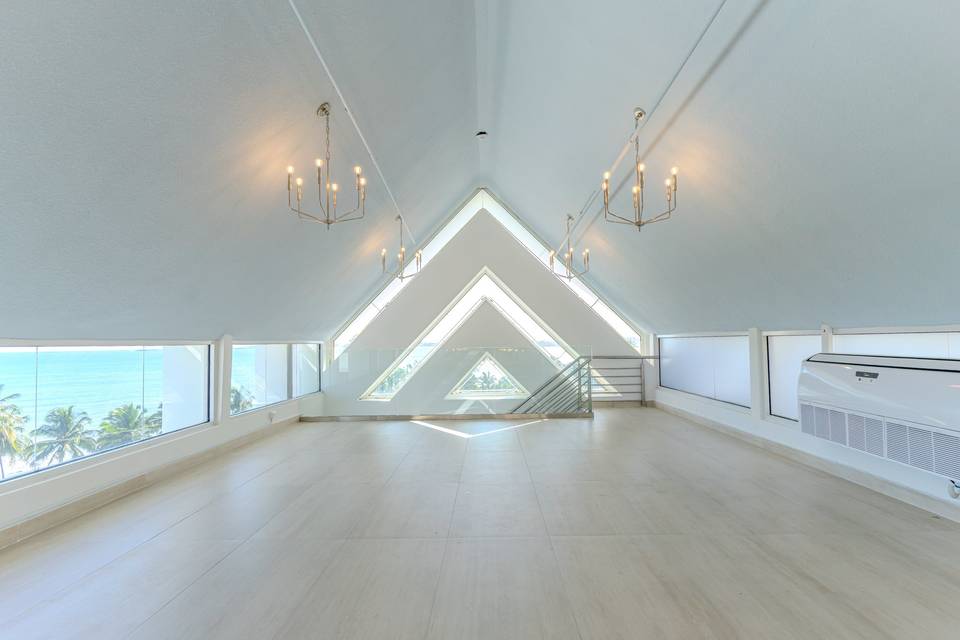 The View Hall Mezzanine II