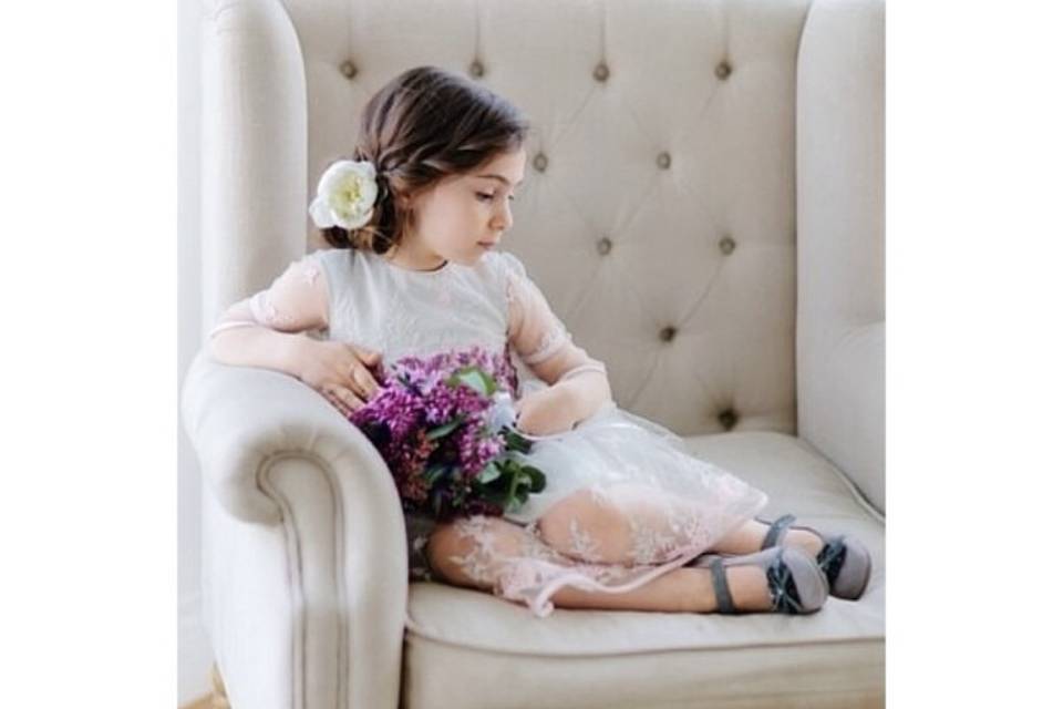 Flower girl hairstyle
