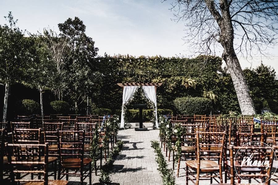 5eleven Palafox - Historic Weddings - Pensacola, FL - WeddingWire