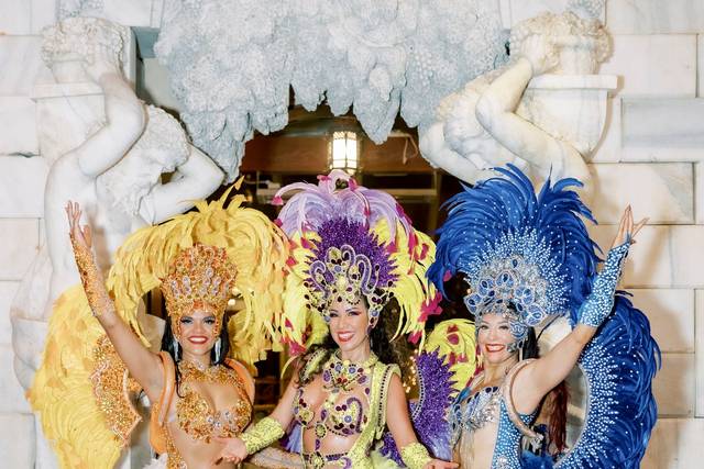 Madi Gras Dancers