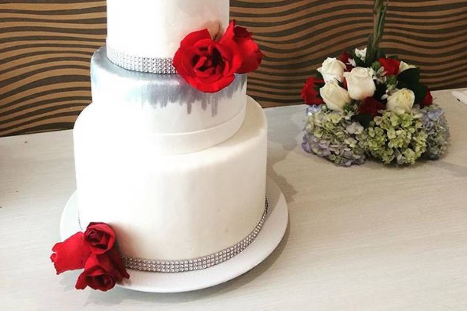 Silver drip wedding cake