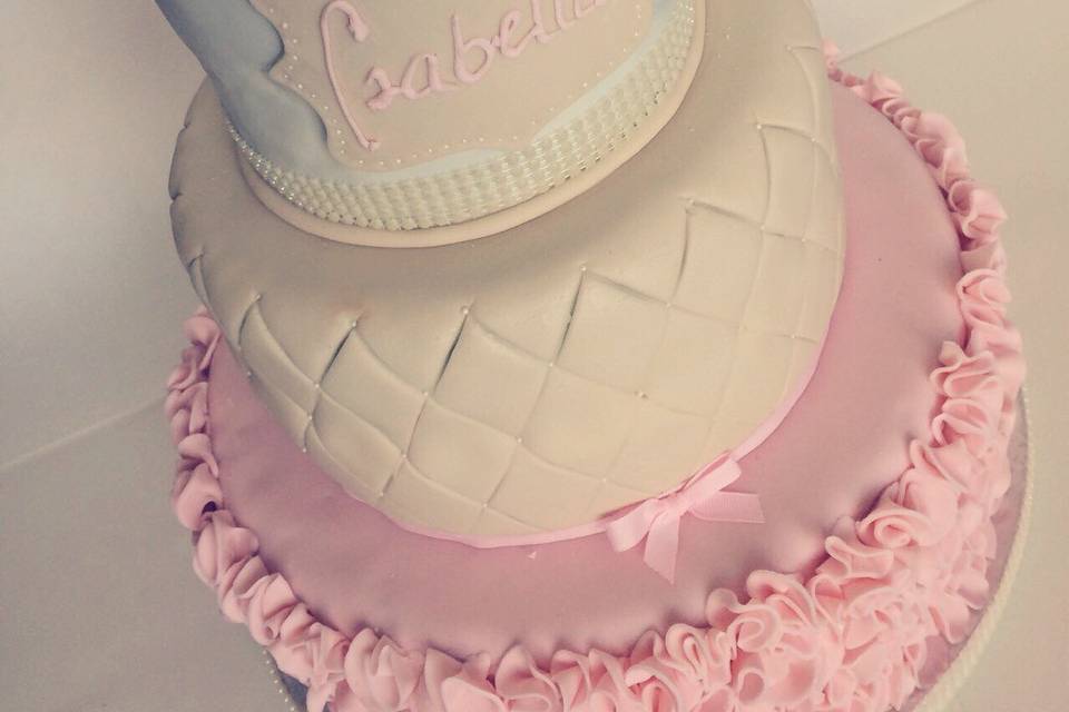 Wedding cake with pink bottom