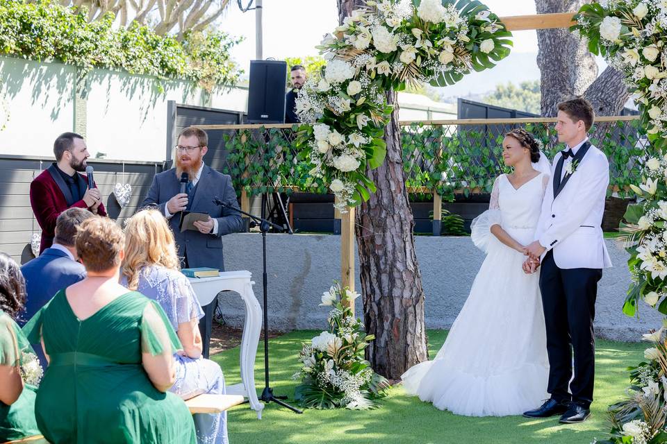 Havila and Greg wedding arch