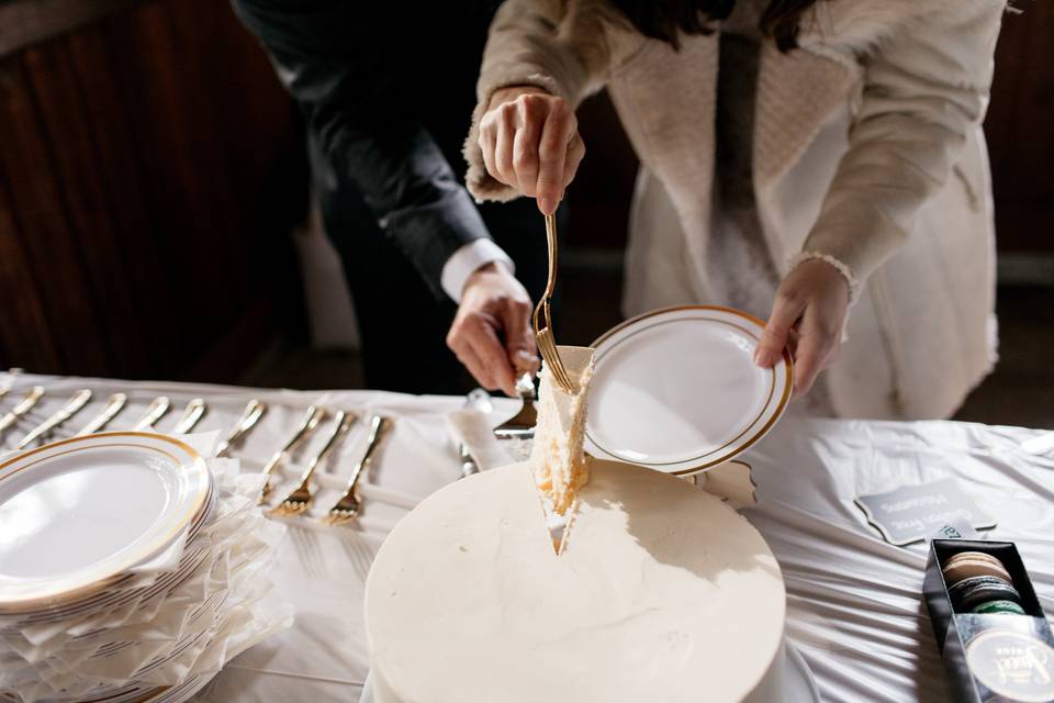 Cake cutting