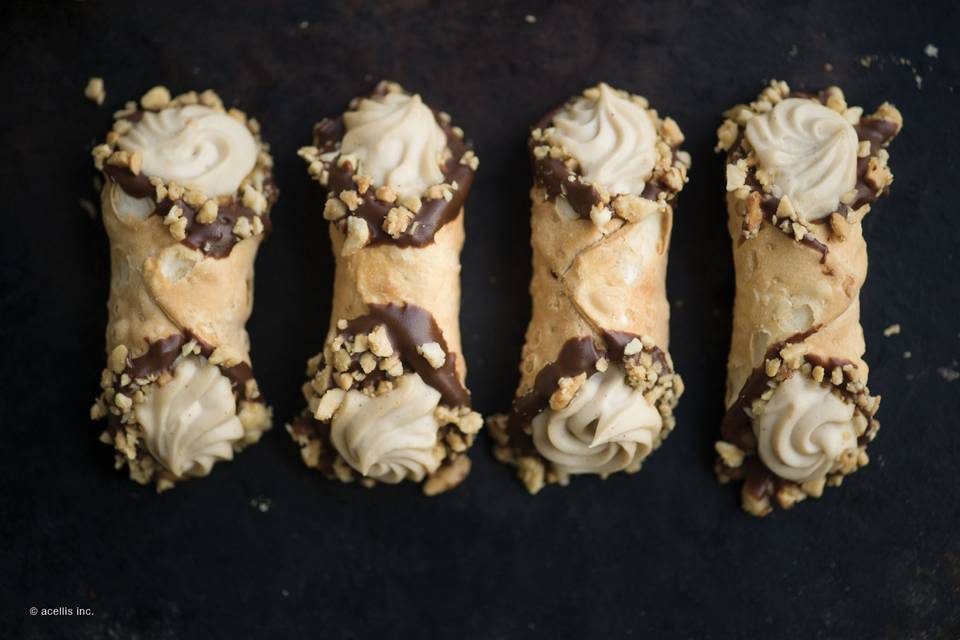 Chocolate Cannoli