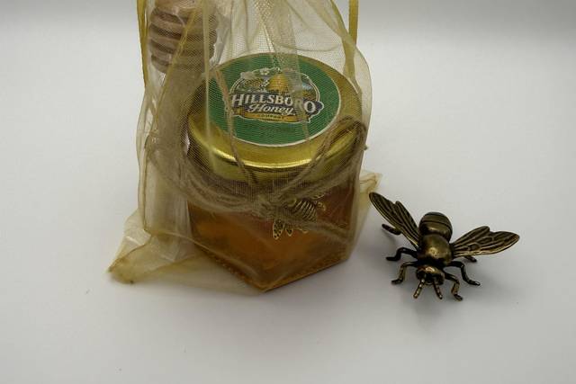 2oz raw honey gift set