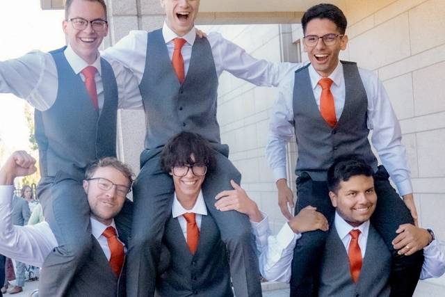 Groomsmen just being silly