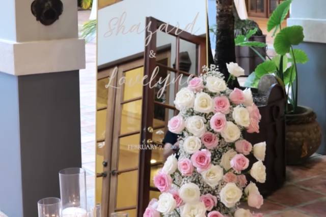 Welcome Mirror+Florals