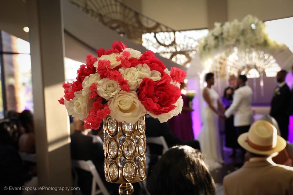 Floral centerpiece