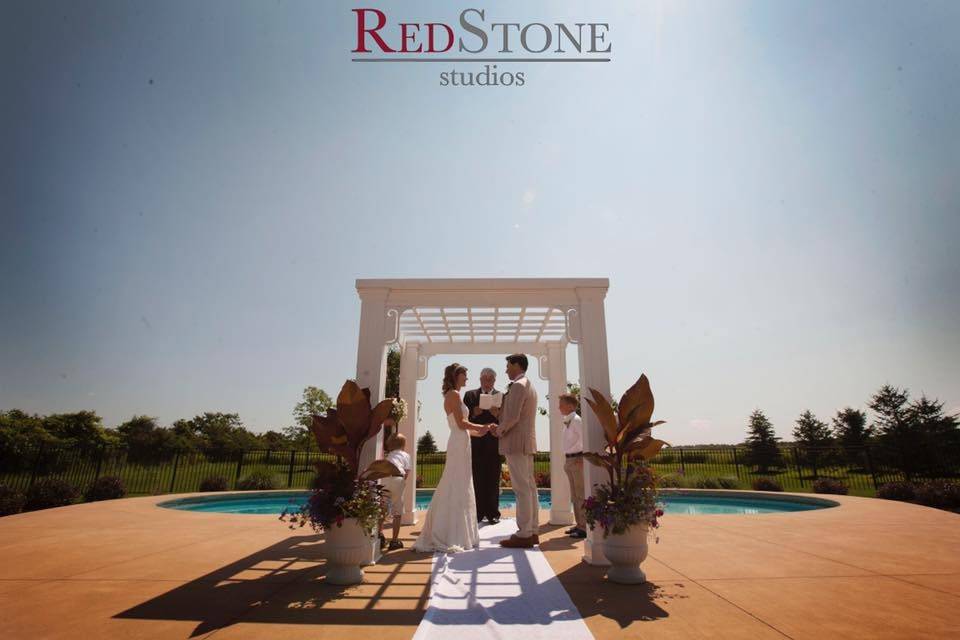 RedStone Studios LLC
