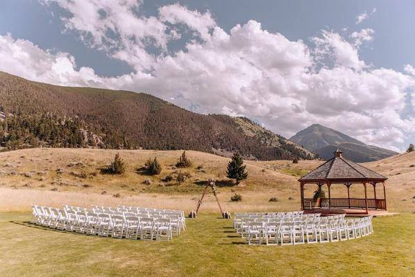 Outdoor Wedding