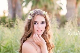 SMOKEY EYES & LASH PARLOUR