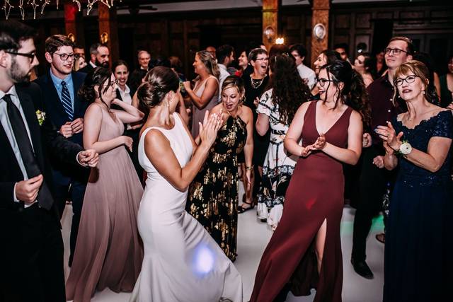 Shoshana and Rachel reception