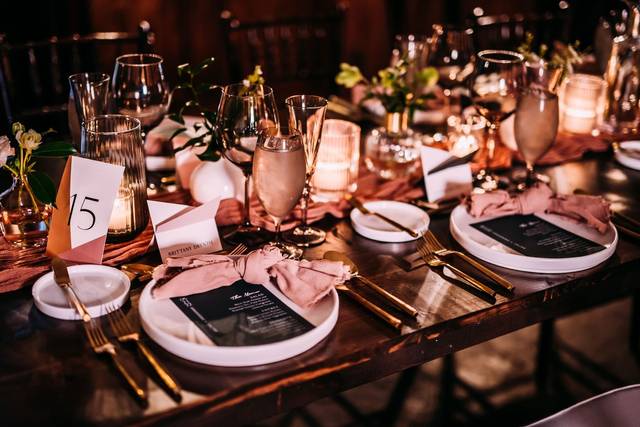 Shoshana and Rachel table setu