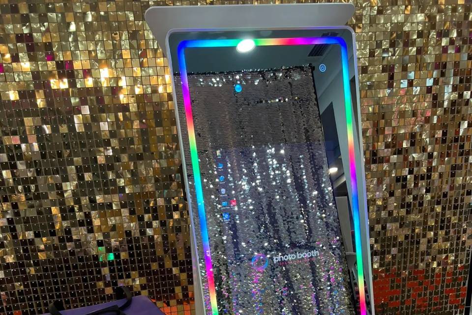 Photo Booth BY AJ
