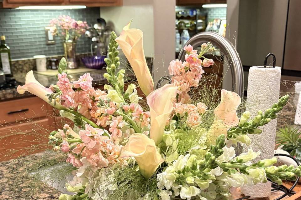 Wedding Days with Faithful Florals
