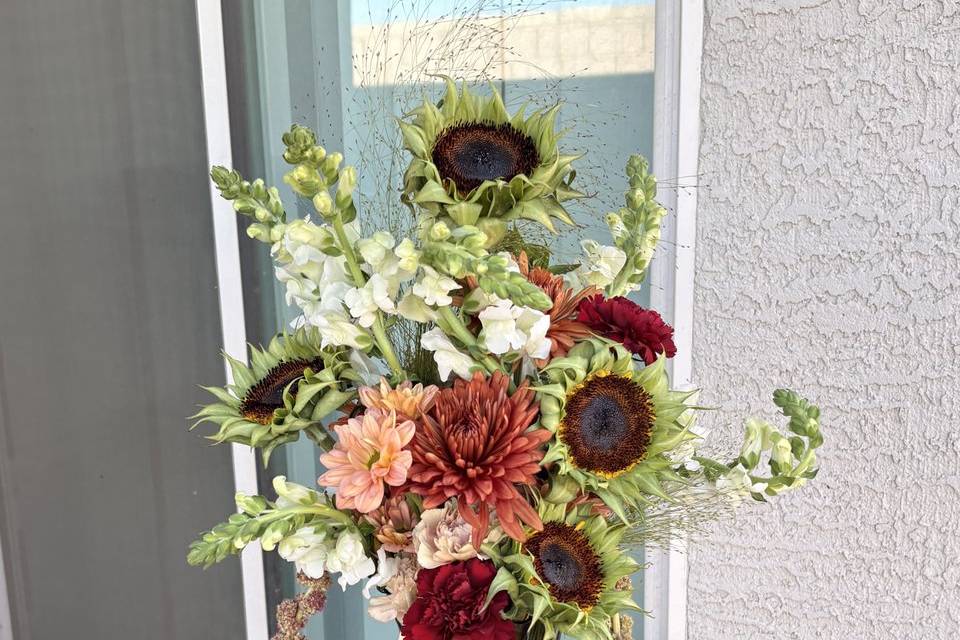 Wedding Days with Faithful Florals