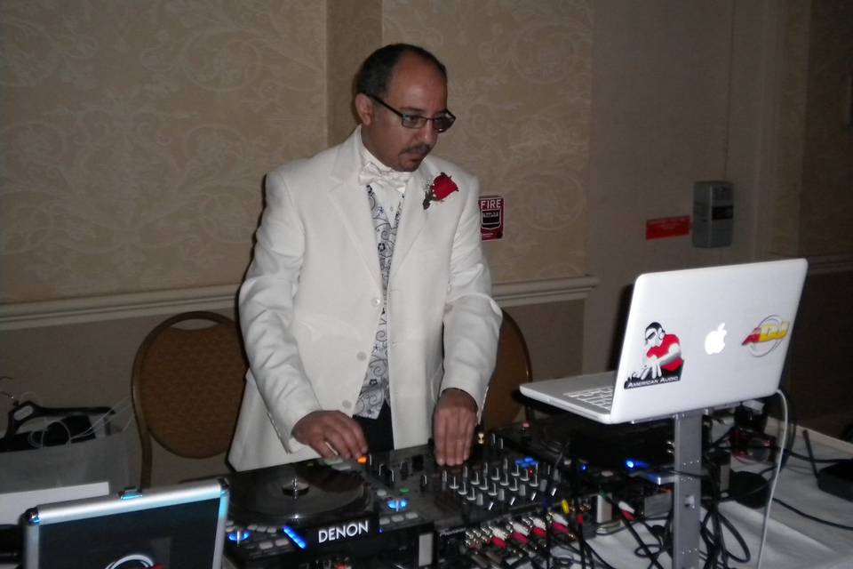 SOLIMAN INTERNATIONAL MUSIC & LIGHTING