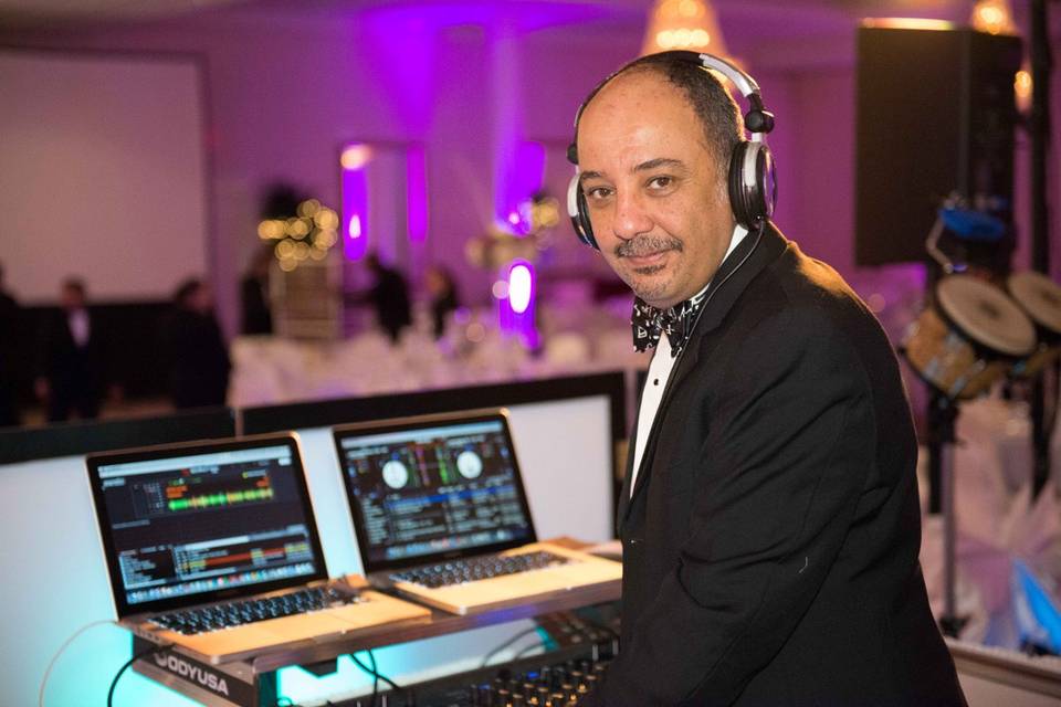 SOLIMAN INTERNATIONAL MUSIC & LIGHTING