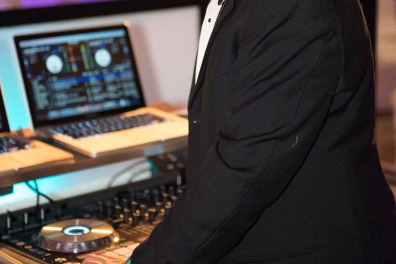 SOLIMAN INTERNATIONAL MUSIC & LIGHTING